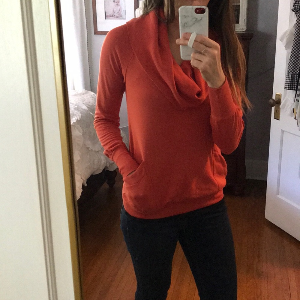 Anthropologie SUPER comfy sweatshirt